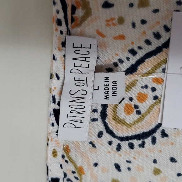 Patrons of Peace Top Size Large - Picture 5 of 7